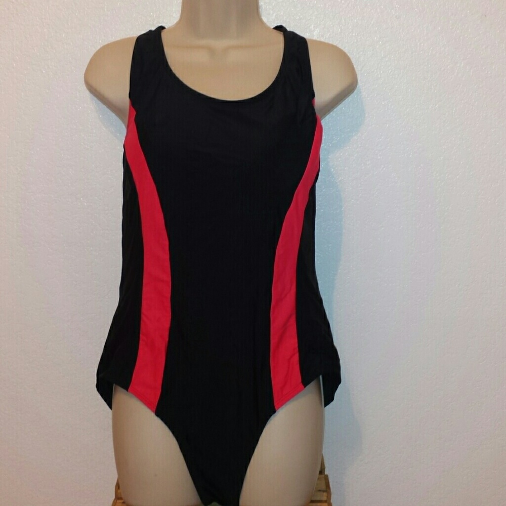👙 super cute one piece bathing suit!!